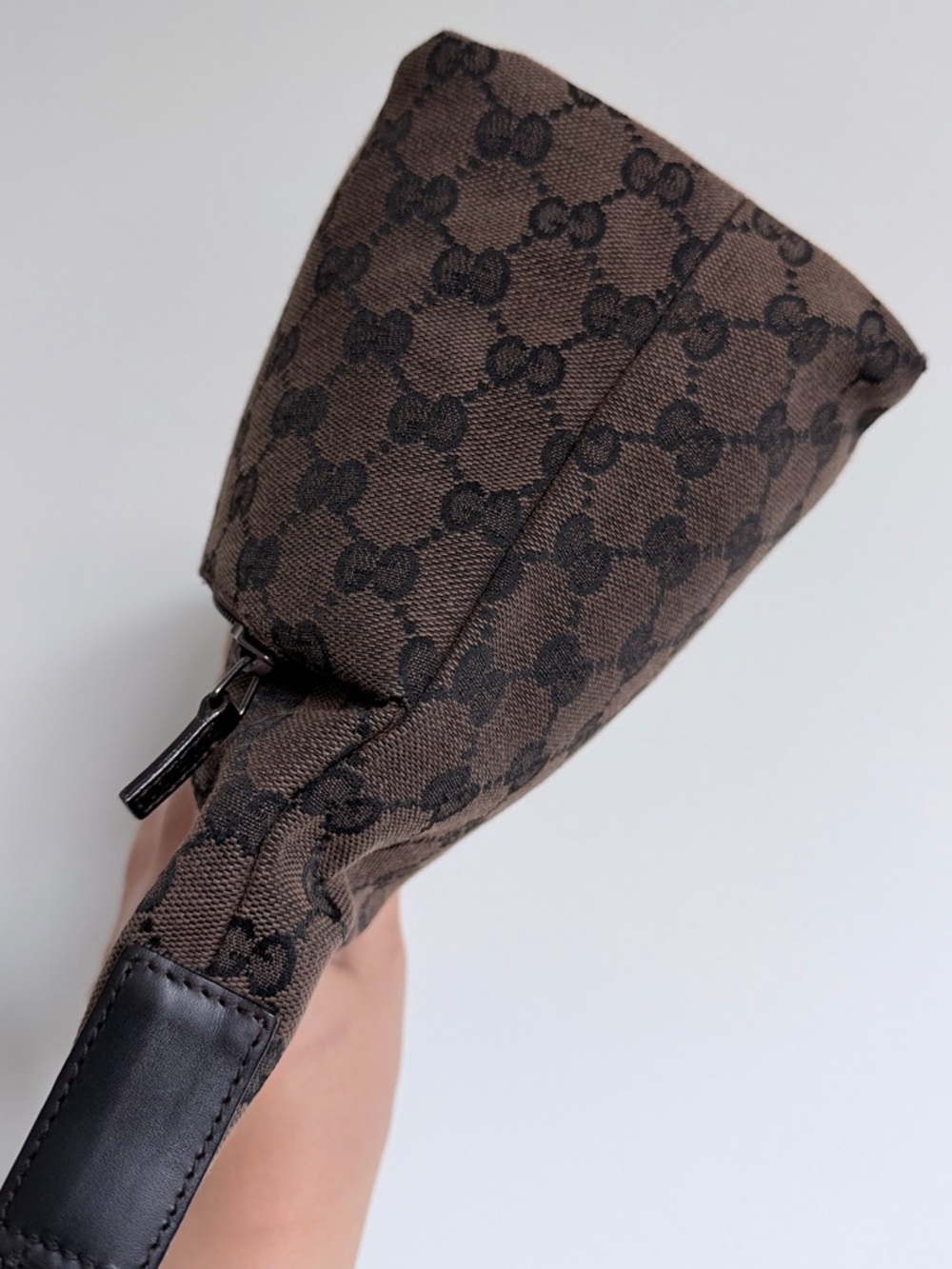 Gucci GG Canvas Shoulder Bag - Picture 6 of 13